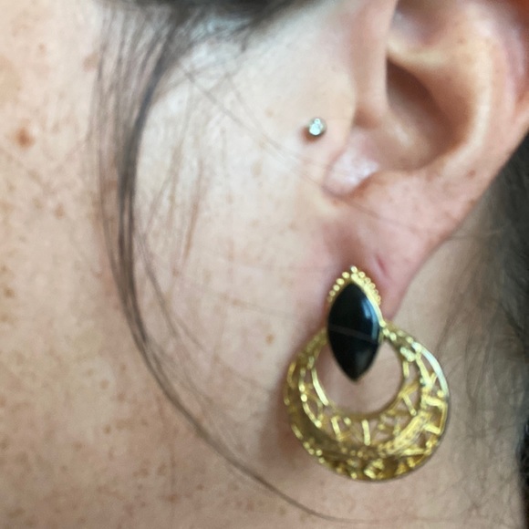 🖤Vintage gold enameled earrings - Picture 9 of 12